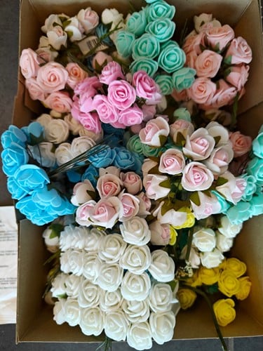 [A-026026] Mysterybox Minifoamroosjes bloemschik en decoratiematerialen 