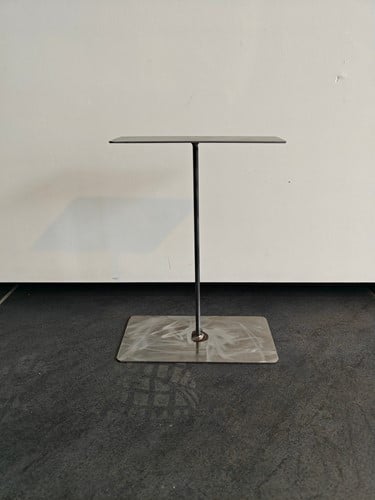 [A-027201] Metalen frame Bloemstukhouder hoge standaard met plaat 20x10x25 cm