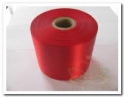 [A-015239] Bedrukt lint Cherryrood met Zwarte opdruk 70 mm 80 cm