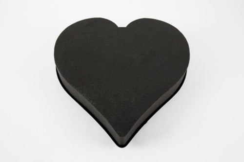 [A-019204] OASIS® Eychenne® All Black™ Hart 38 cm per stuk zwart steekschuim oase voor verse, kunst en droogbloemen